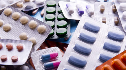 Noticia de Almería 24h: El alto precio de nuevos medicamentos incrementa un 53% el gasto farmacéutico de los hospitales