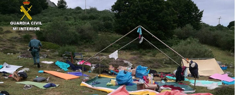 La Guardia Civil se ve obligada a intervenir en numerosas evacuaciones de menores en campamentos afectados por el temporal de tormentas en Castilla y Len y Asturias